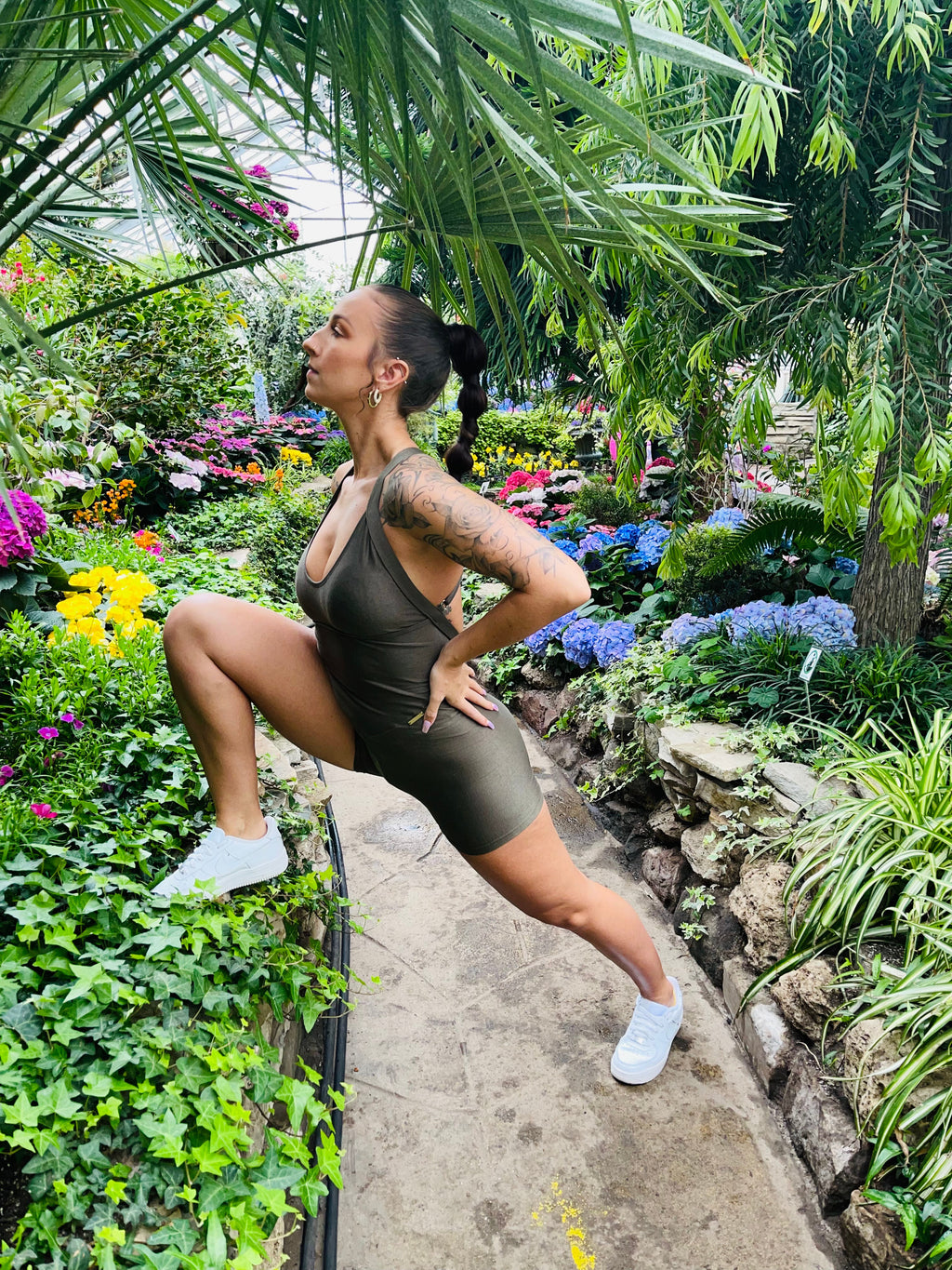 SAFARI GODDESS MOSS GREEN